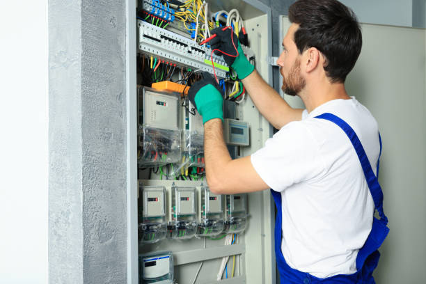 Best Circuit Breaker Repair  in Plainsboro Center, NJ